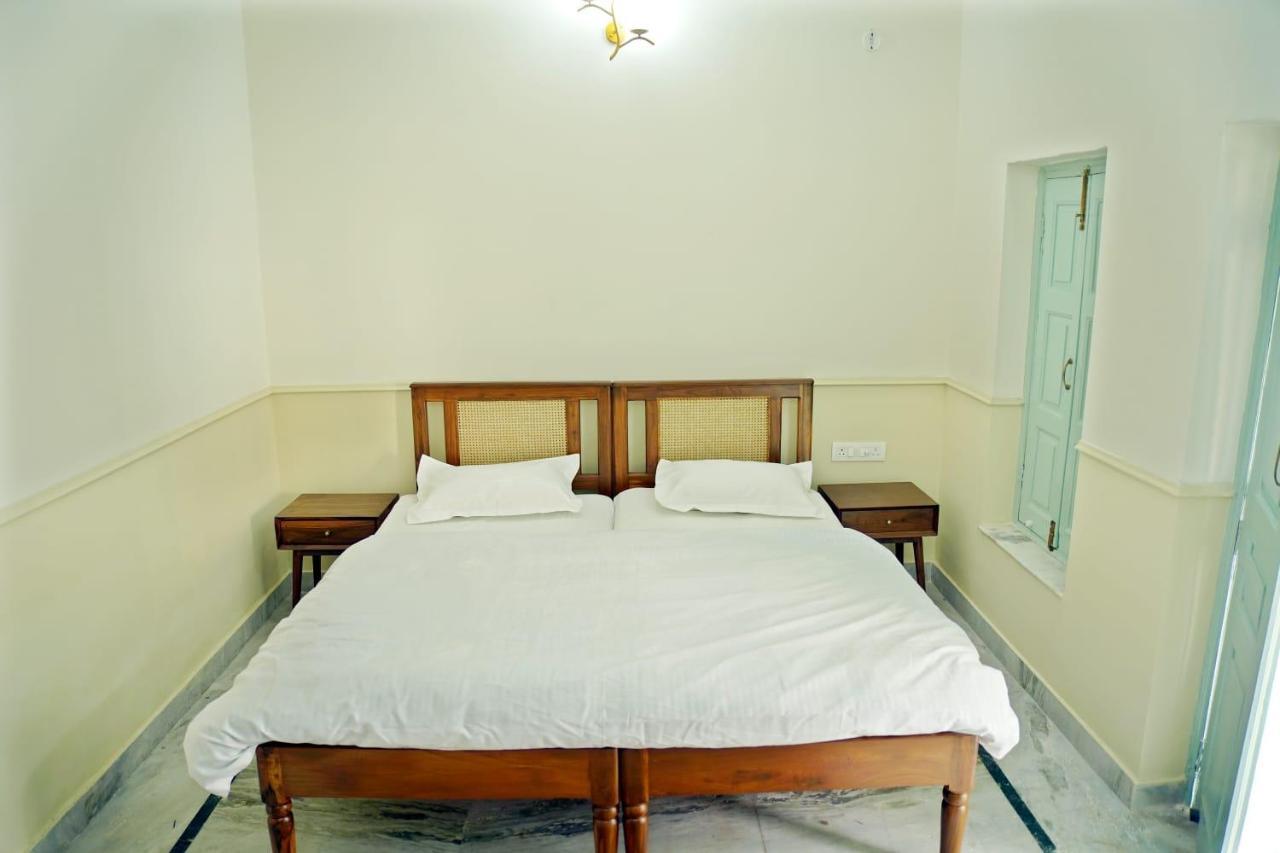 Hotel Shree Krishna Bhakti Ashram Vrindāvan Esterno foto